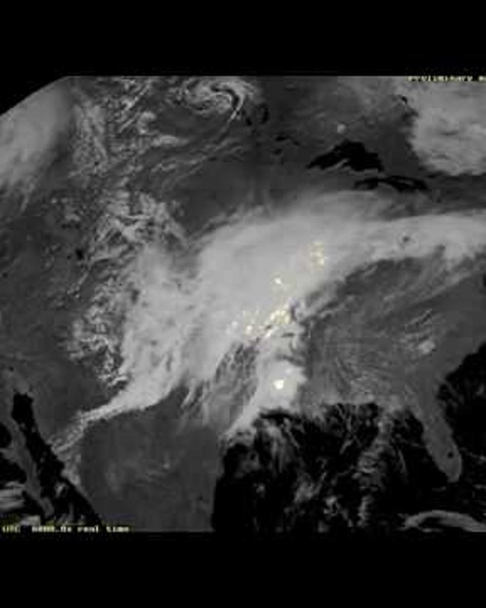 Lightning Storm Moves Across the USA